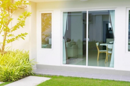 Installation d'aluminium à Betheny : guide pour portes et fenêtres